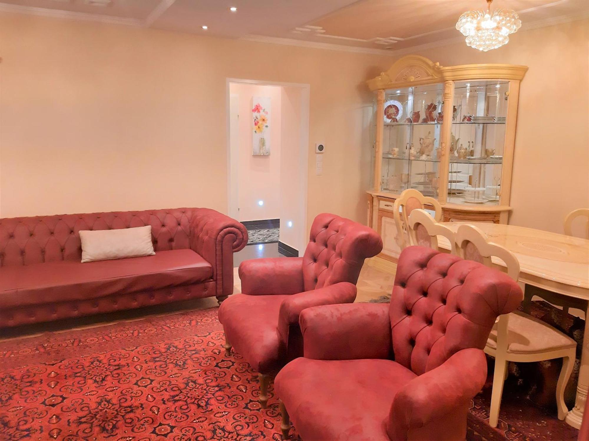 Grosse Wohnung Naehe Zentrum Вена Экстерьер фото